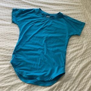 Runners Love Yoga - Relay Active Skylar Short Sleeve running tee - Blue Skies